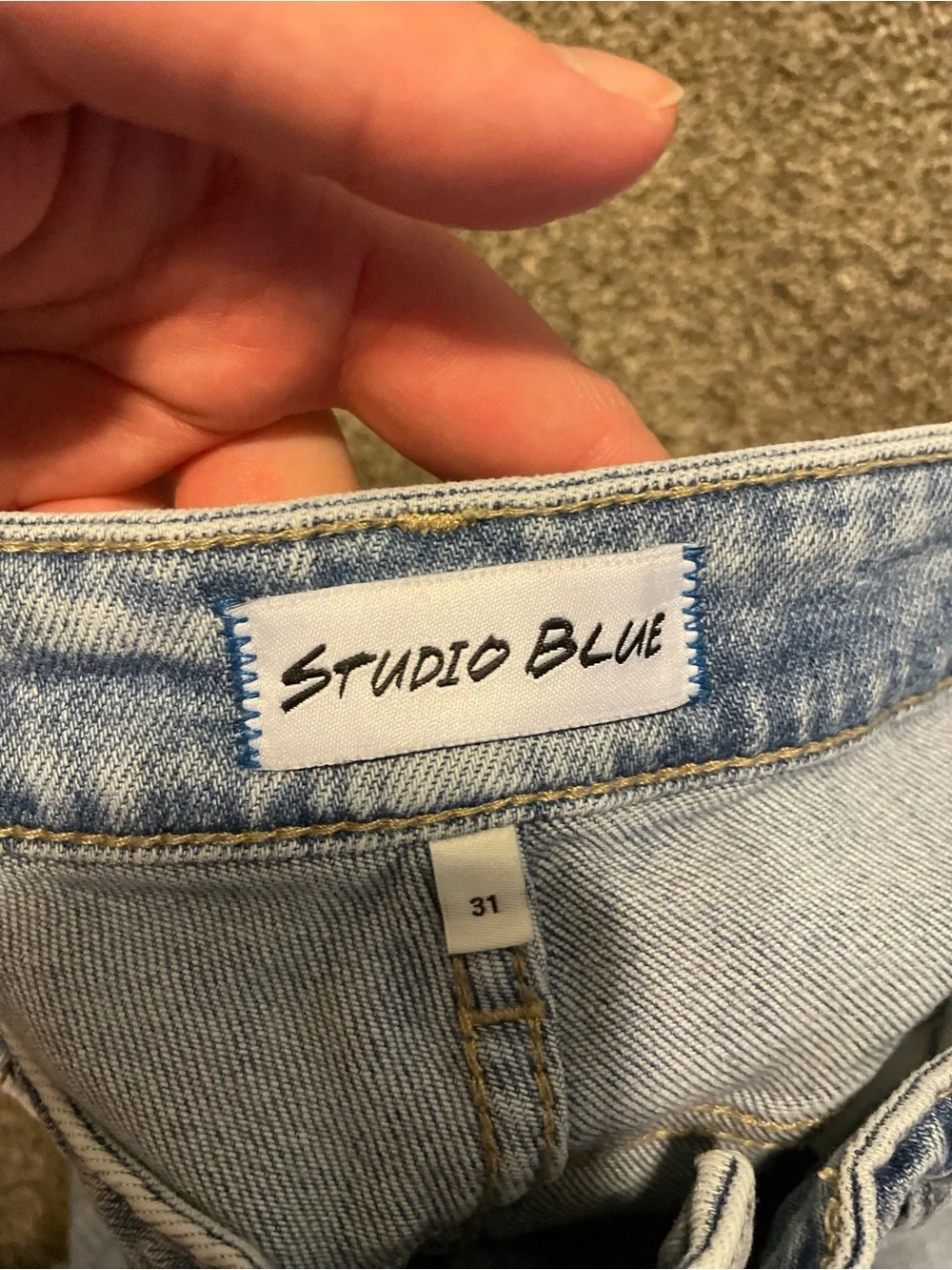 Light Wash Cropped Women's Jeans - Picture 2 of 6